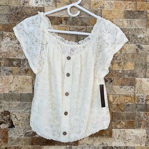 NEW No boundaries  Women’s blouse size 3-5 S